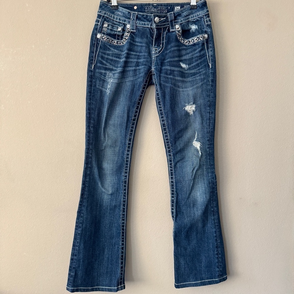 Miss Me Signature Bootcut Embellished Distressed Jean SIze 26